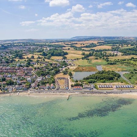 Salterns Village Seaview Exterior photo